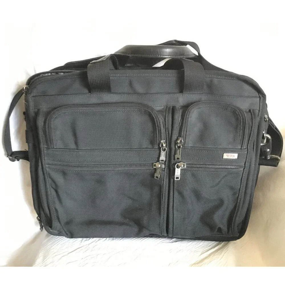 TUMI Alpha 2 Black Expandable Organizer Laptop Briefcase VGUC